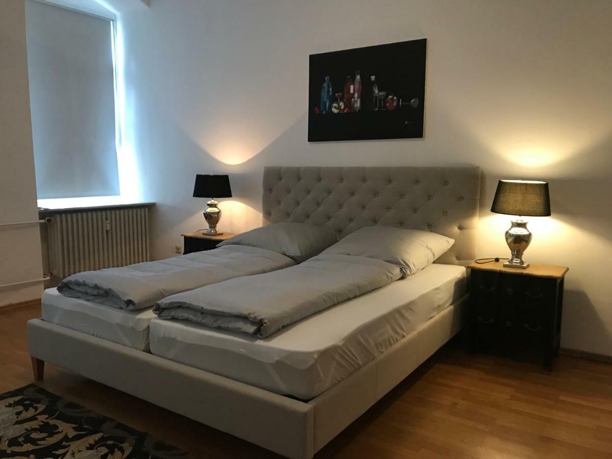 Elegantes Gaesteapartment Verano In Schloss Und Hofgut Langenzell Wiesenbach Exteriör bild